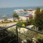 公寓 By The Sea - Mulo - Zadar - 12519 沃希