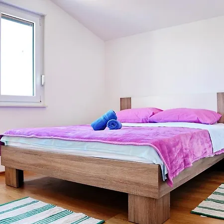 By The Sea - Mulo, Zadar - 12519 *