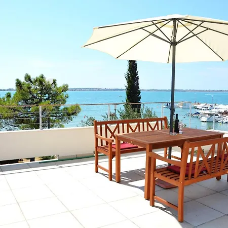 By The Sea - Mulo - Zadar - 12519 * Врси